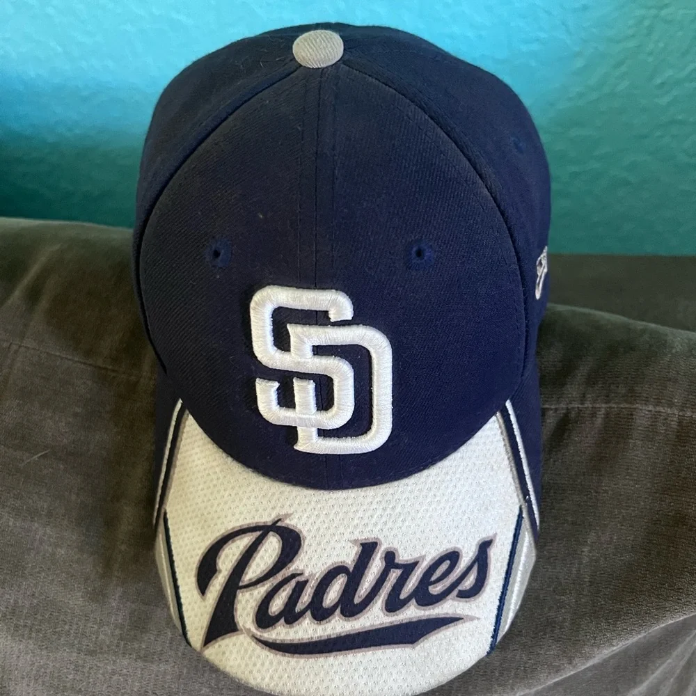 Vintage New Era San Diego Padres ball cap - child size